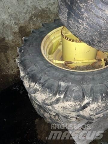 Firestone Dubbelmontage Dekk, hjul og felger