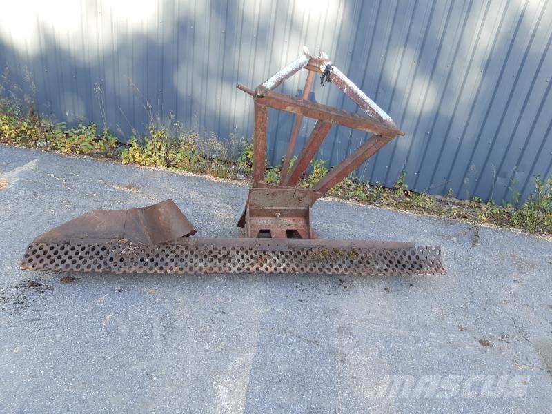  ISRIVAR BLAD CA 2M Frontlastere og graveredskap