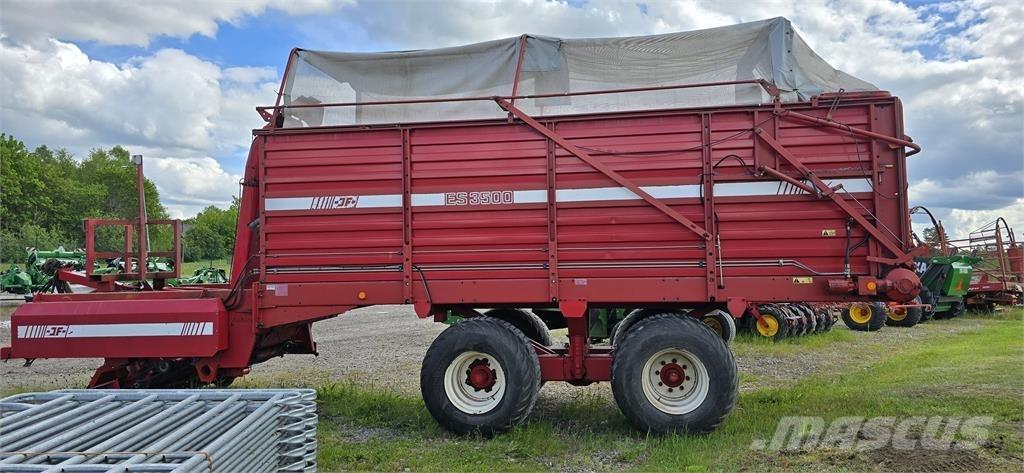 JF 3500 HACKVAGN Selvlastende vogner