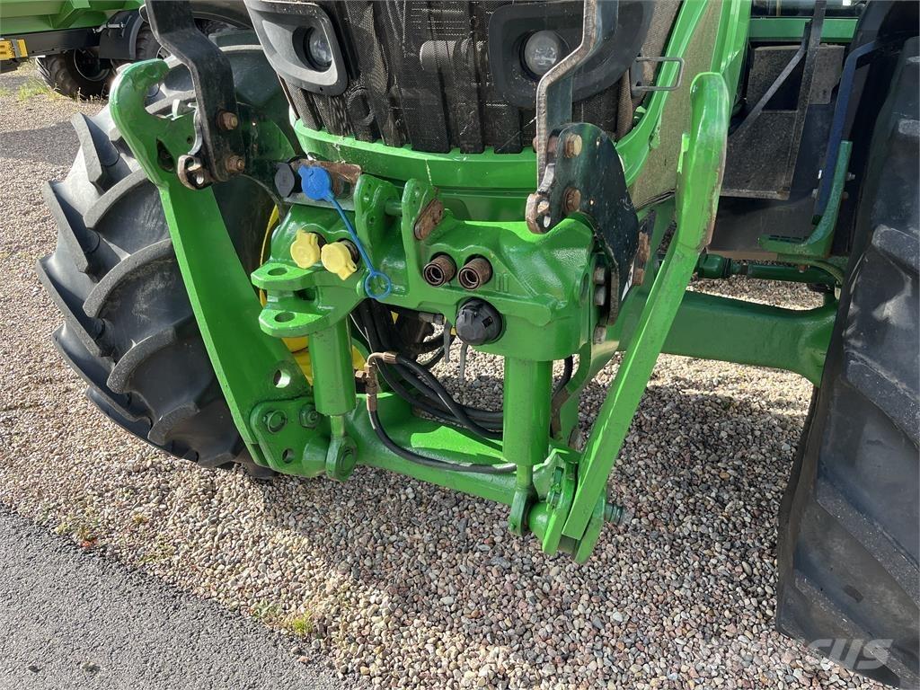 John Deere 6150M Traktorer