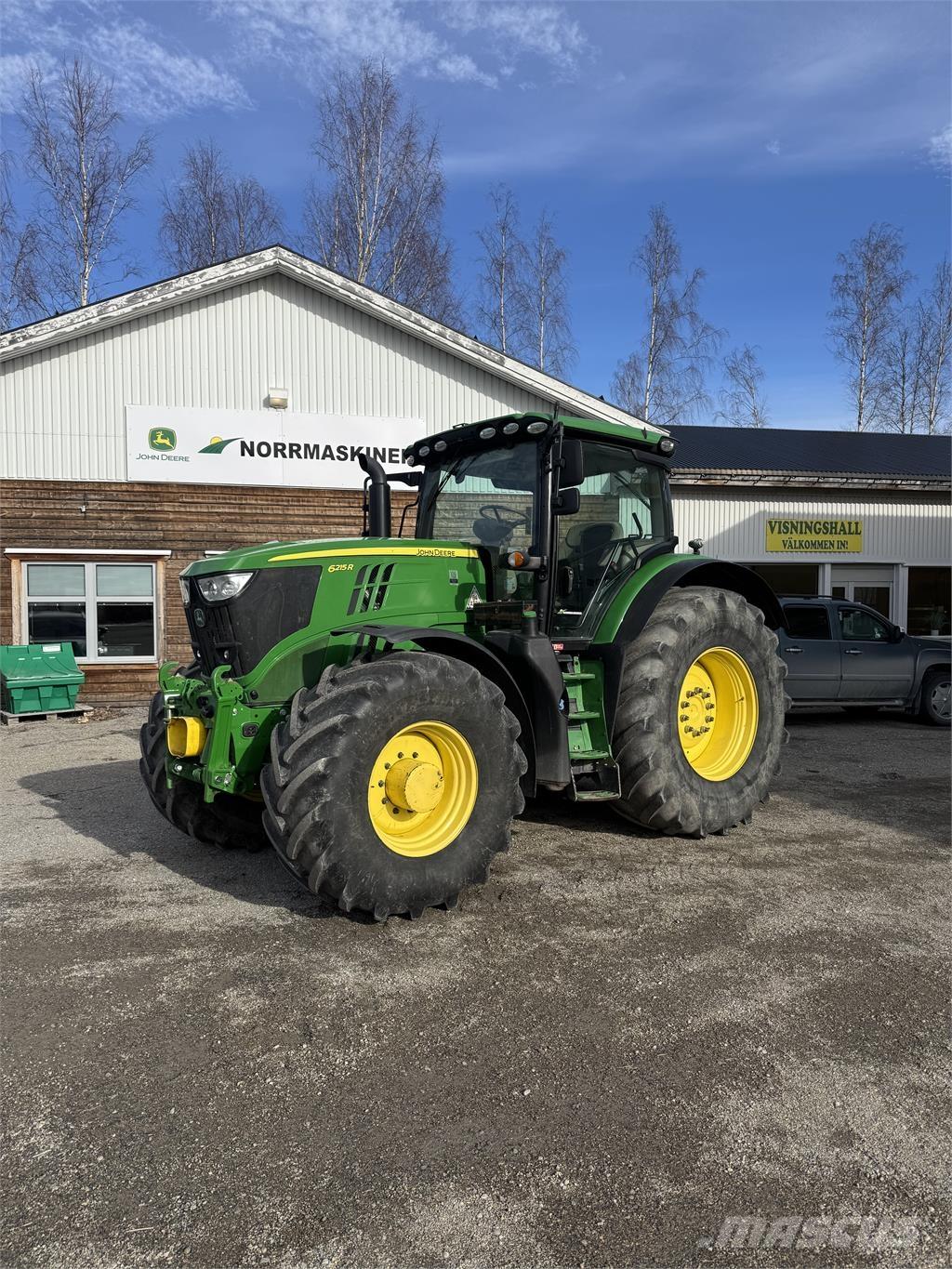 John Deere 6215R Traktorer