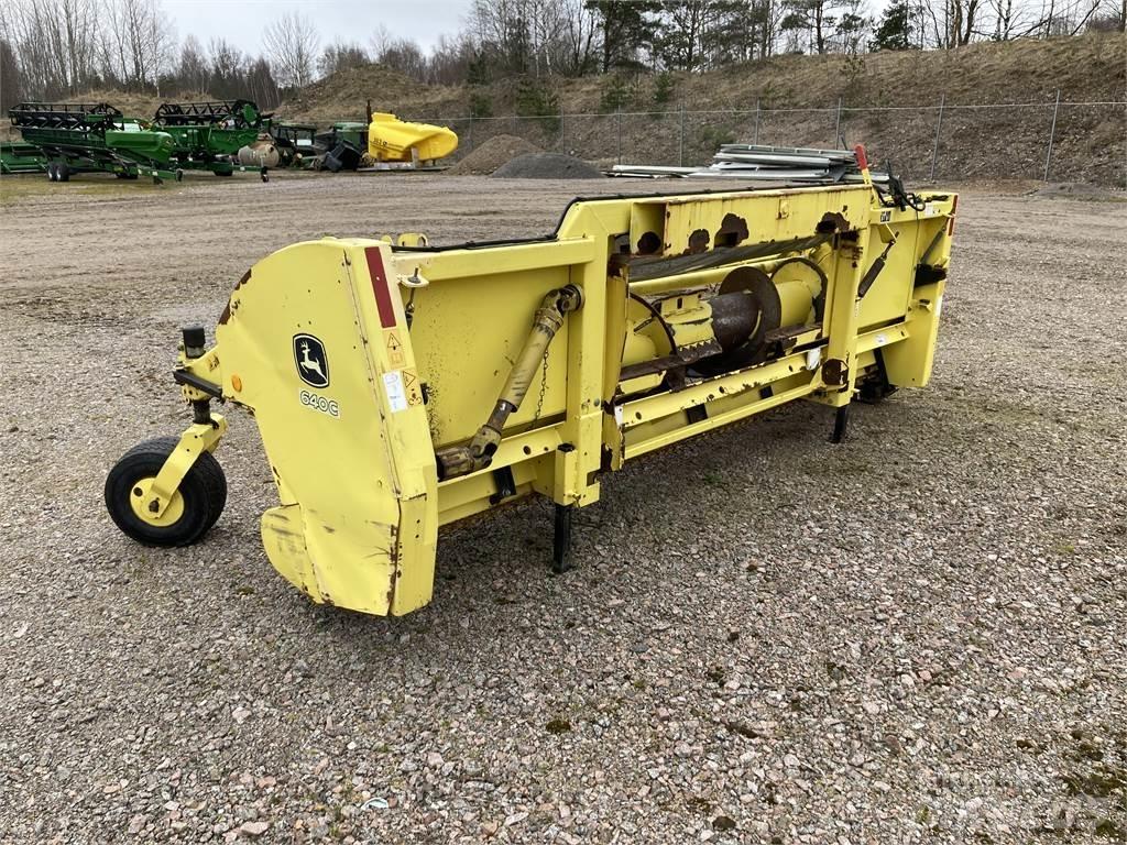 John Deere 640C Pick-up Selvgående finsnitter, ekstrautstyr