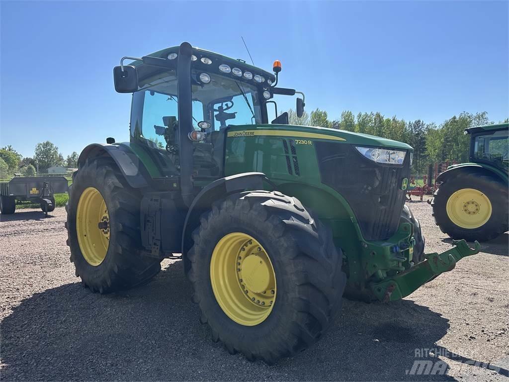 John Deere 7230R Traktorer