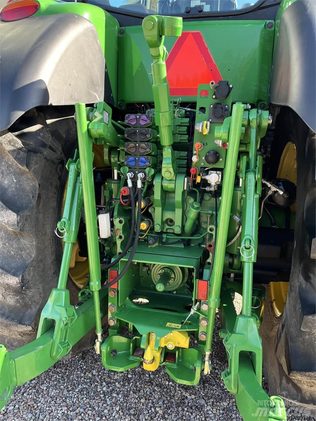 John Deere 8370R Traktorer
