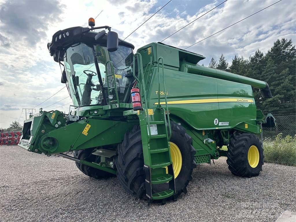John Deere T550 Skurtreskere