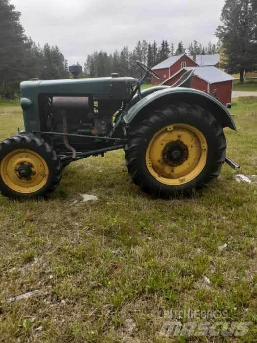 MAN 33A Traktorer