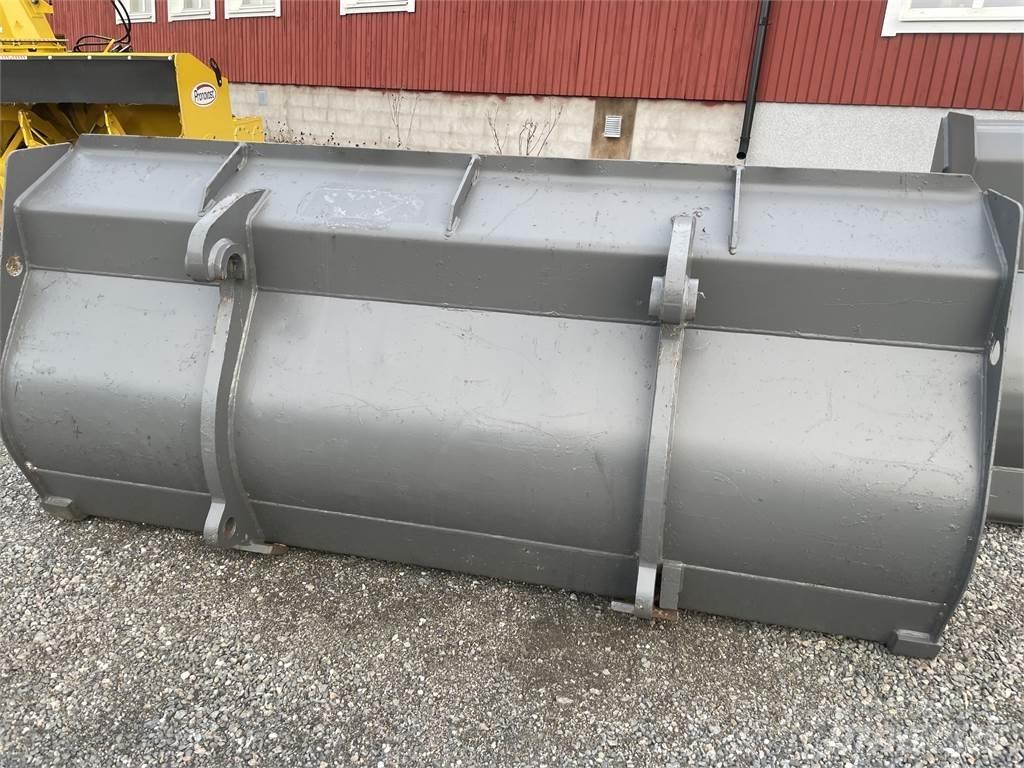  Tandad grusskopa 2250 Annet ekstrautstyr og deler