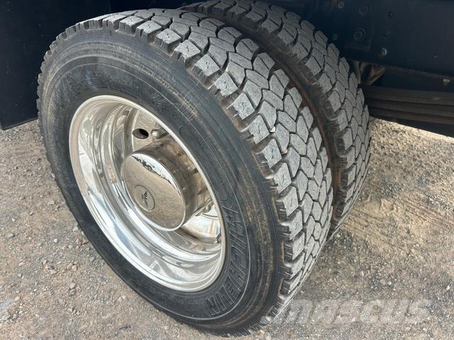 GMC C5500 Flatvogn med vinsj