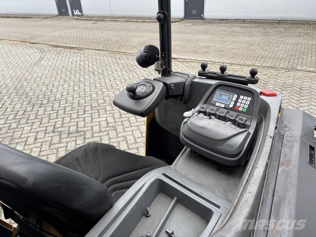 BT VRE150 Skyvemasttruck