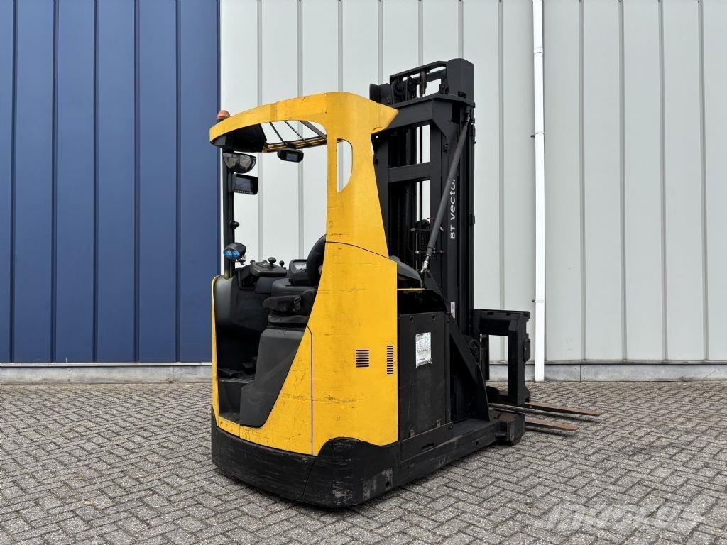 BT VRE150 Skyvemasttruck