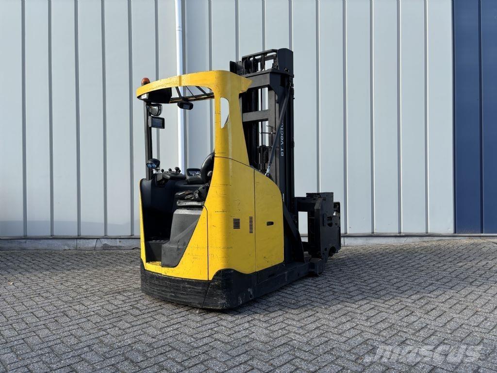 BT VRE150 Skyvemasttruck
