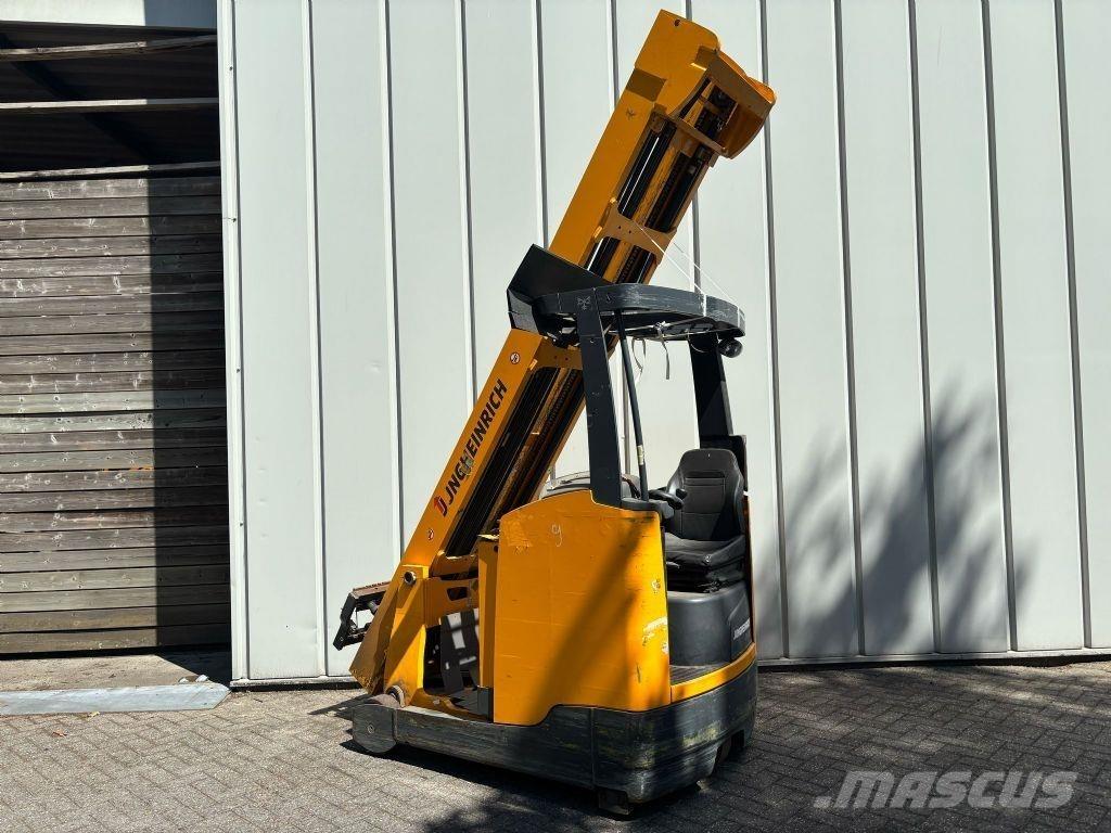Jungheinrich ETV 216 Skyvemasttruck