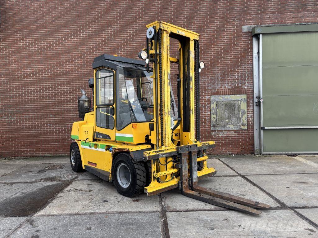 Kalmar DCF 80-6 Diesel Trucker