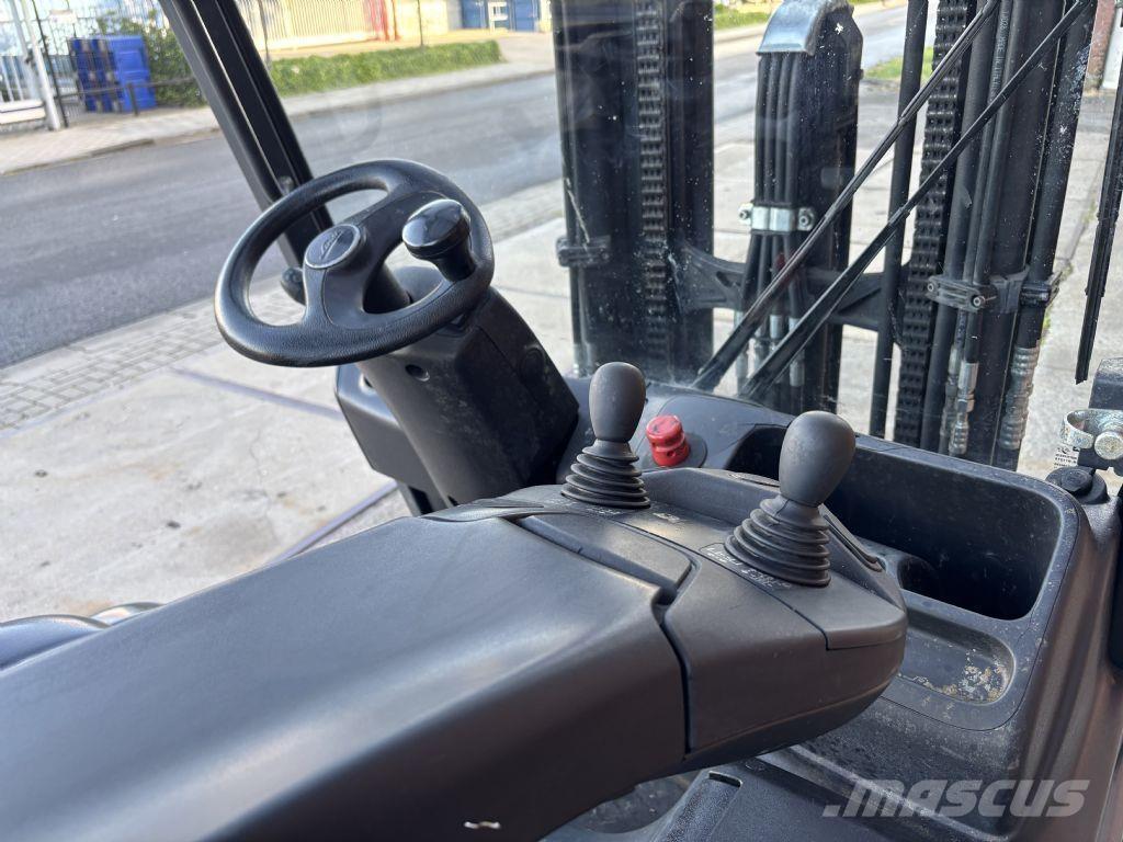 Linde E25HL-01/600 Elektriske trucker