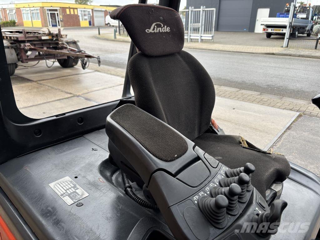 Linde E30L-01 Elektriske trucker