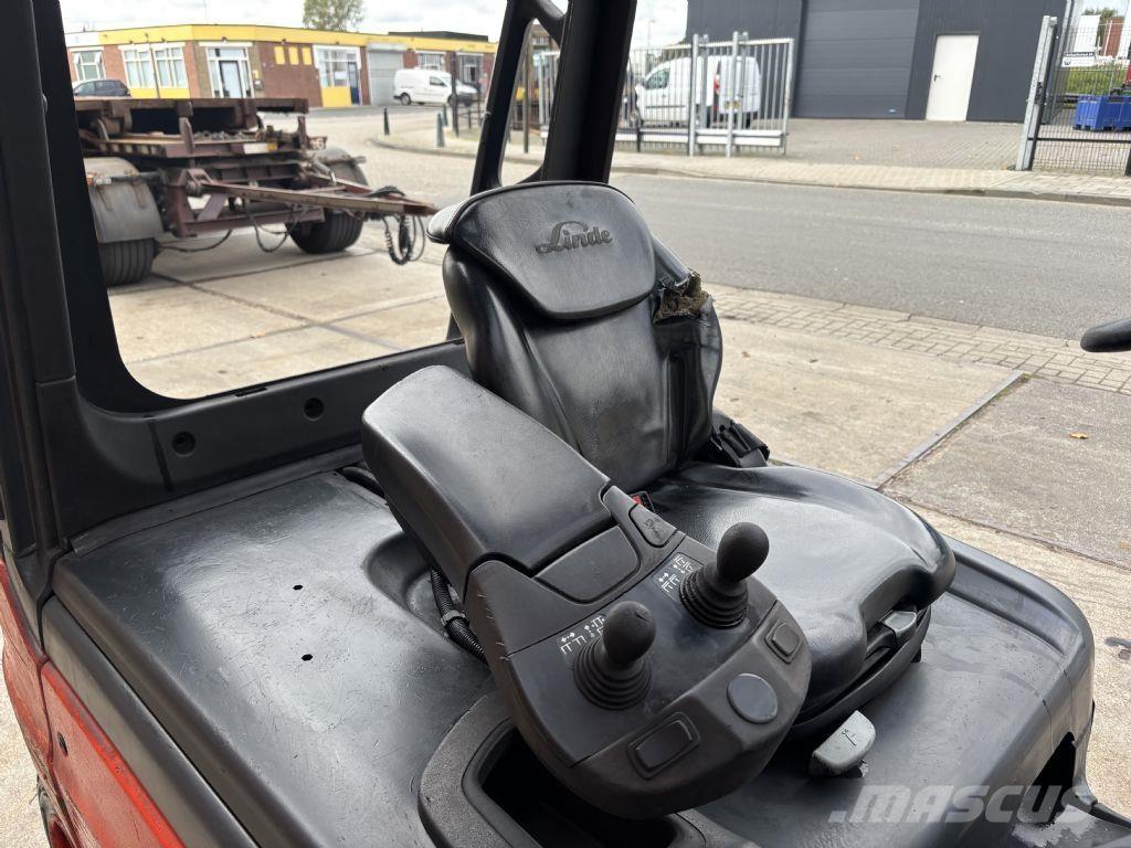 Linde E30L-01 Elektriske trucker