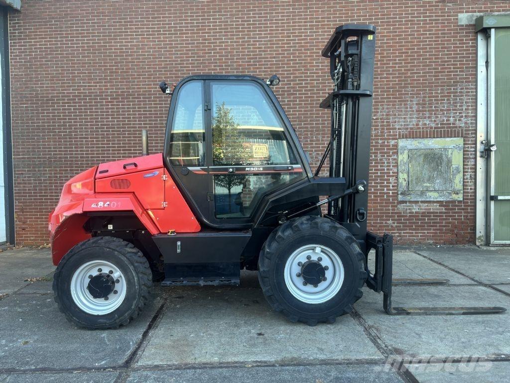 Manitou M30-4 Terrenggående gaffeltruck