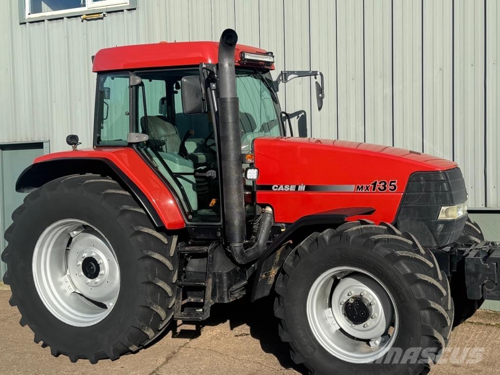 CASE MX 135 Traktorer