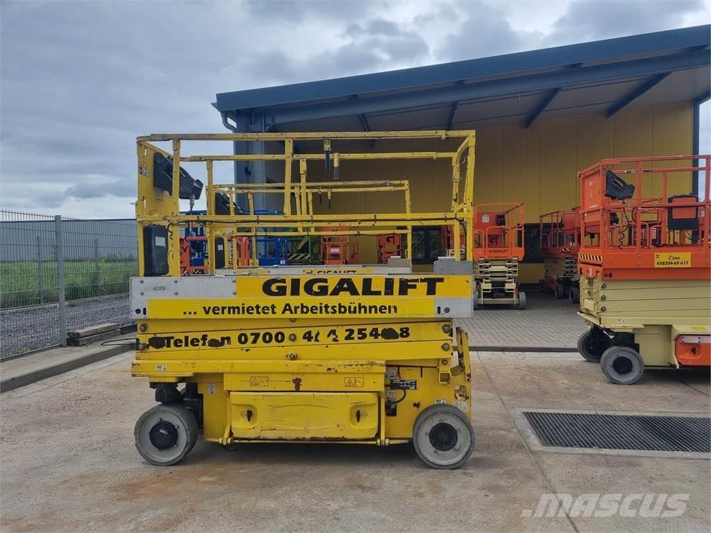 JLG 2030 ES Sakselifter