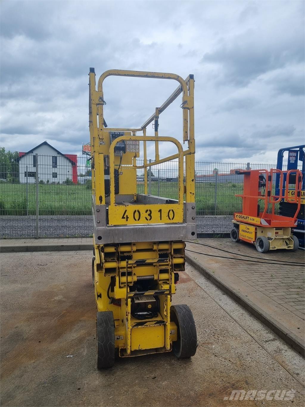 JLG 2030 ES Sakselifter