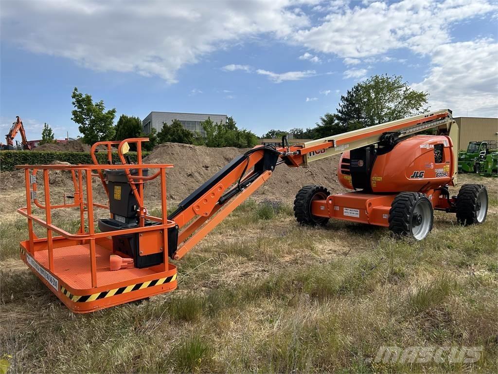 JLG 600AJ Leddede bomlifter