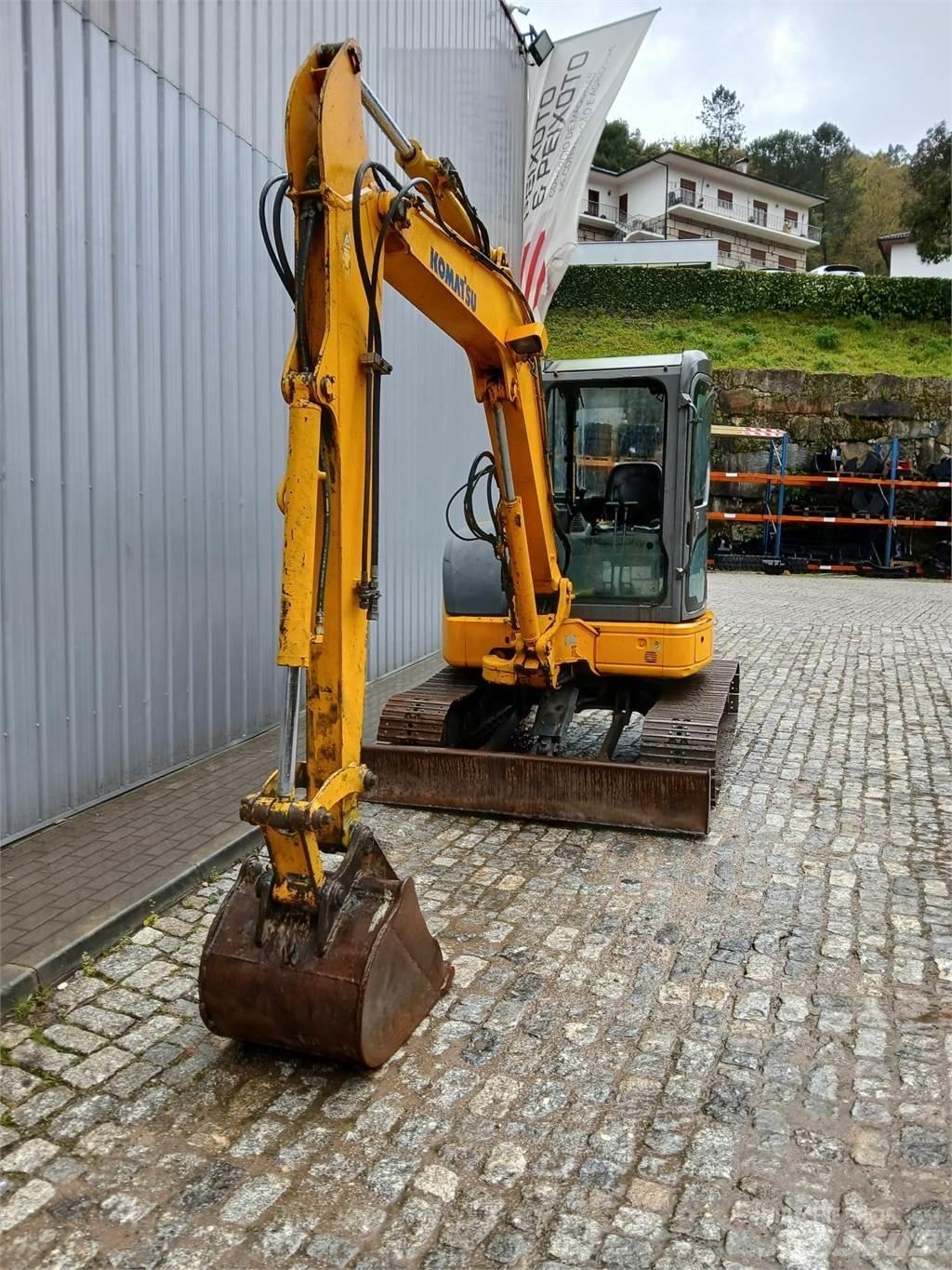 Komatsu PC50MR-2 Minigravere <7t