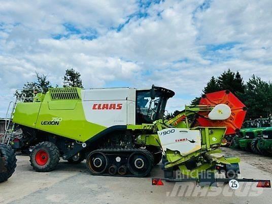 CLAAS LEXION 750 Skurtreskere