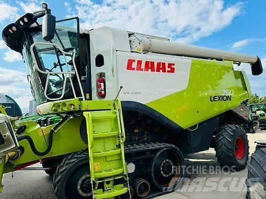 CLAAS LEXION 750 Skurtreskere