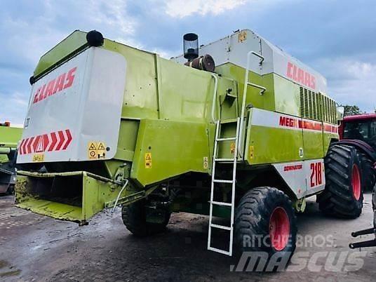CLAAS MEGA 218 Skurtreskere
