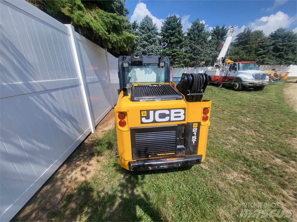 JCB 215T Kompaktlastere