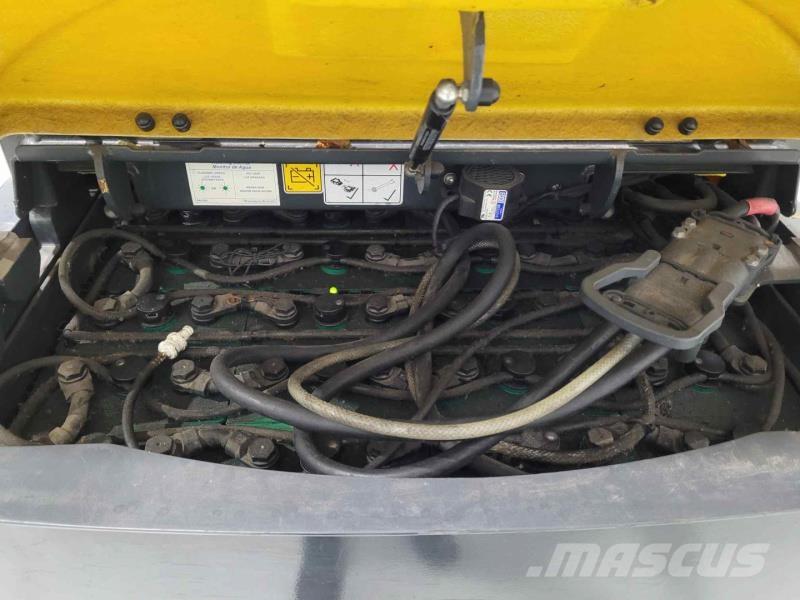 Aisle-Master AM20SE Smalgangstruck