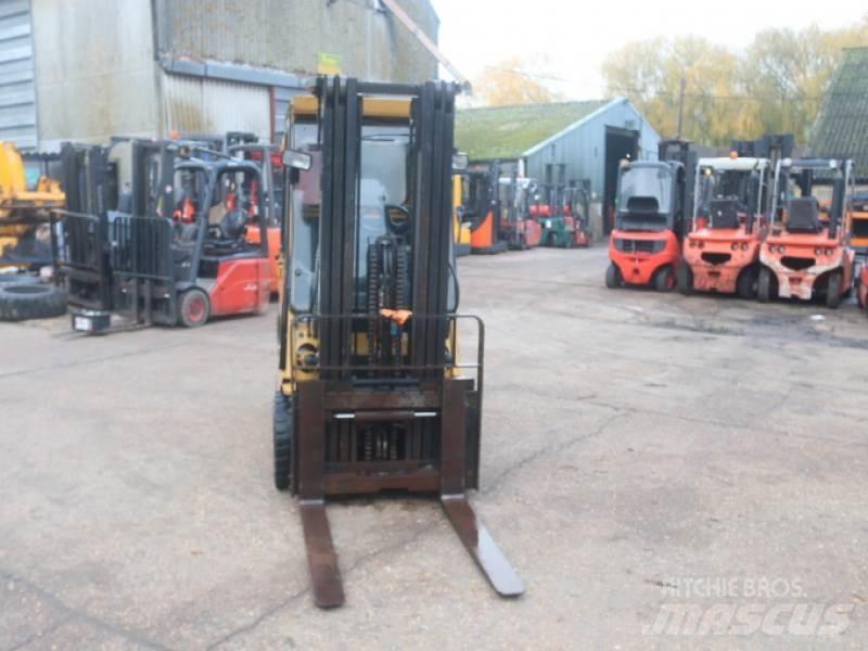 CAT GC30 Propan trucker