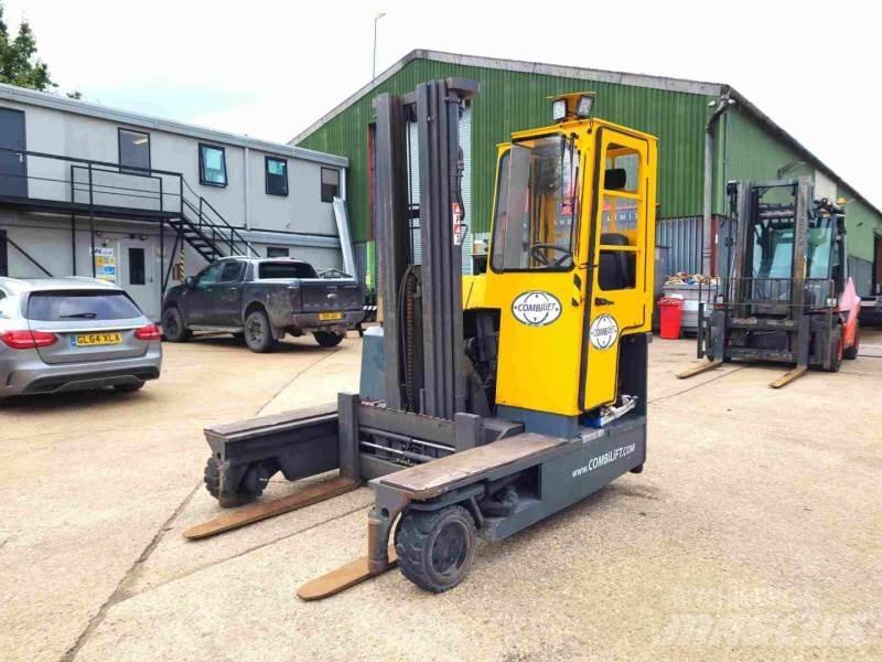 Combilift C3000 GAS 4-veis truck