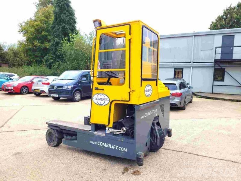 Combilift C3000 GAS 4-veis truck