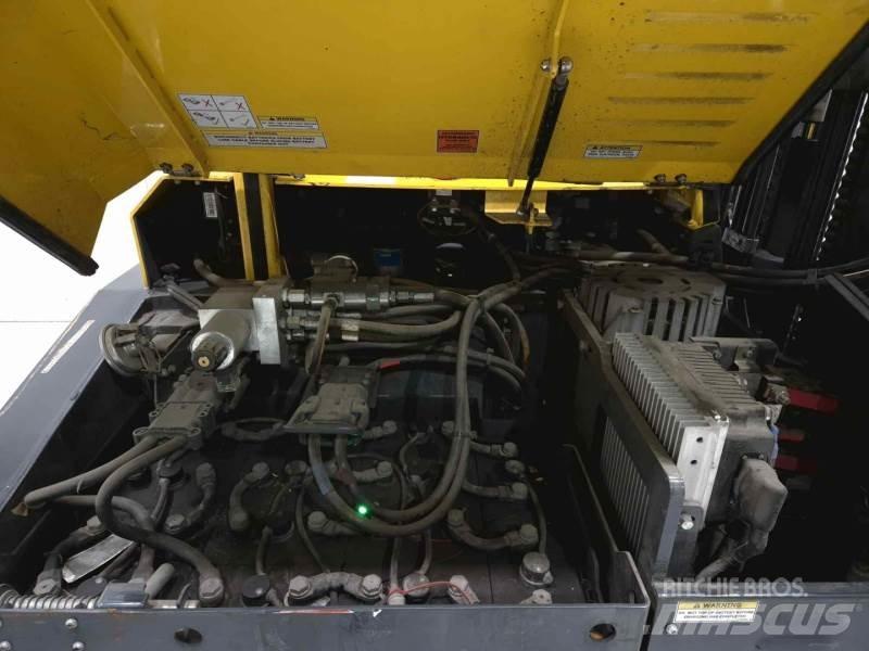 Combilift CBE3000 4-veis truck