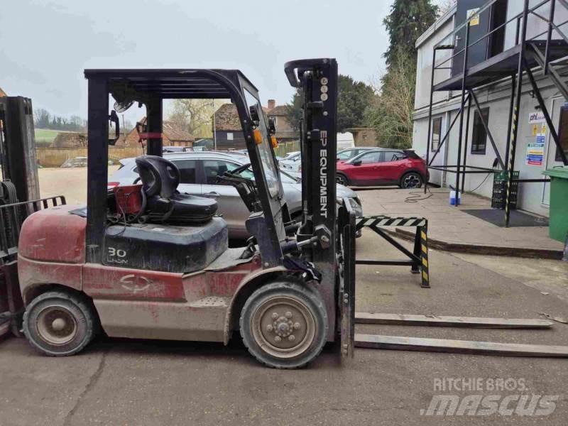 EP EFL302 410 Elektriske trucker