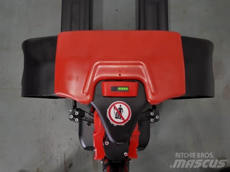 EP F4 PALLET TRUCK Jekketralle