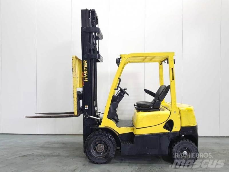 Hyster H2.0XT Diesel Trucker