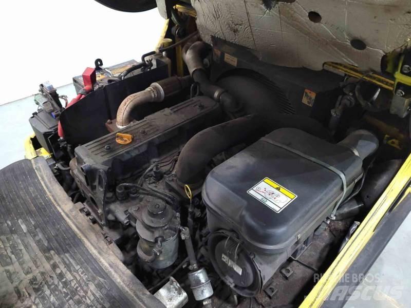 Hyster H2.0XT Diesel Trucker