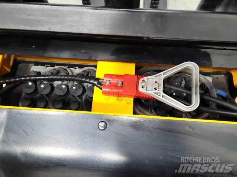 Hyundai 10ES Ledetrucker