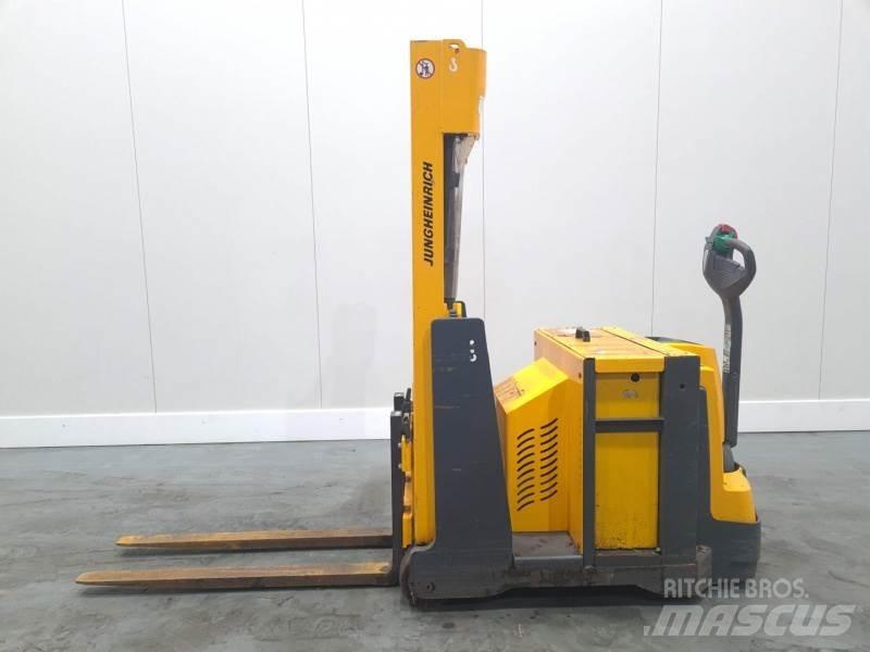 Jungheinrich EJG 108 Stablere