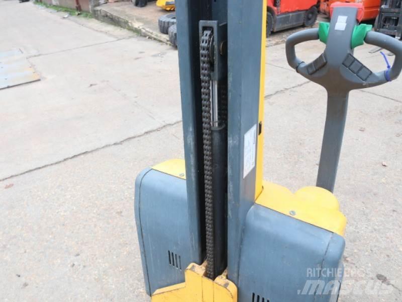 Jungheinrich EMC110 Ledetrucker