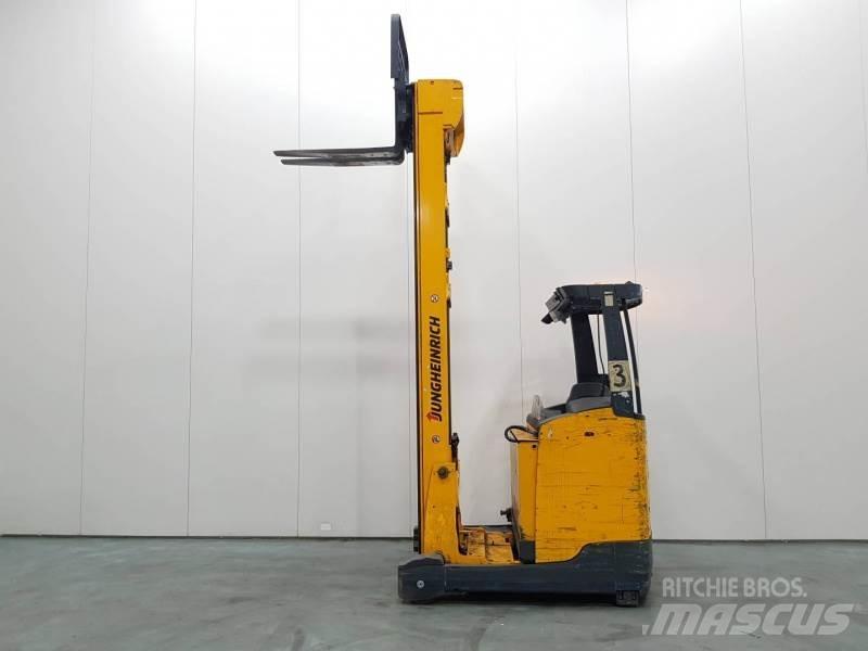 Jungheinrich ETV216 Skyvemasttruck