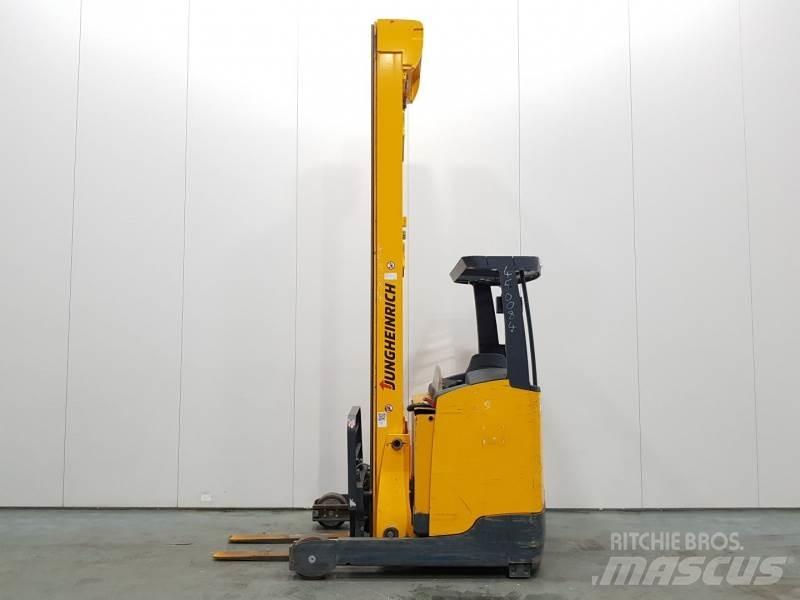 Jungheinrich ETV216 Skyvemasttruck