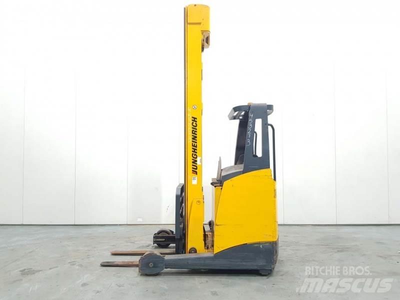 Jungheinrich ETV216 Skyvemasttruck
