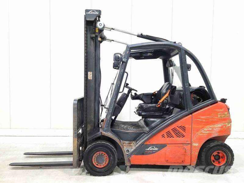 Linde H25T-02 Propan trucker