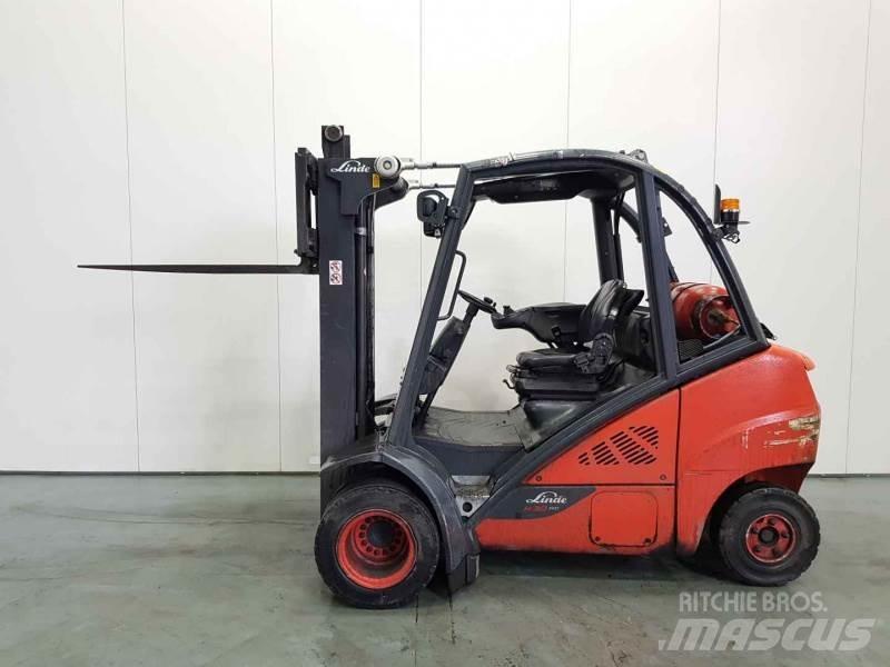 Linde H30T-02 TWIN WHEEL Propan trucker