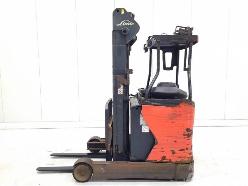 Linde R14N-01 Skyvemasttruck
