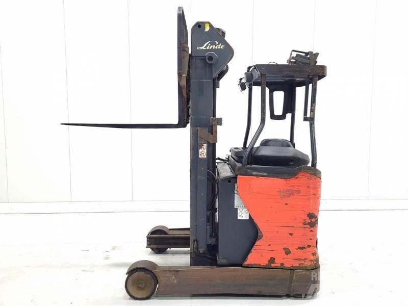 Linde R14N-01 Skyvemasttruck