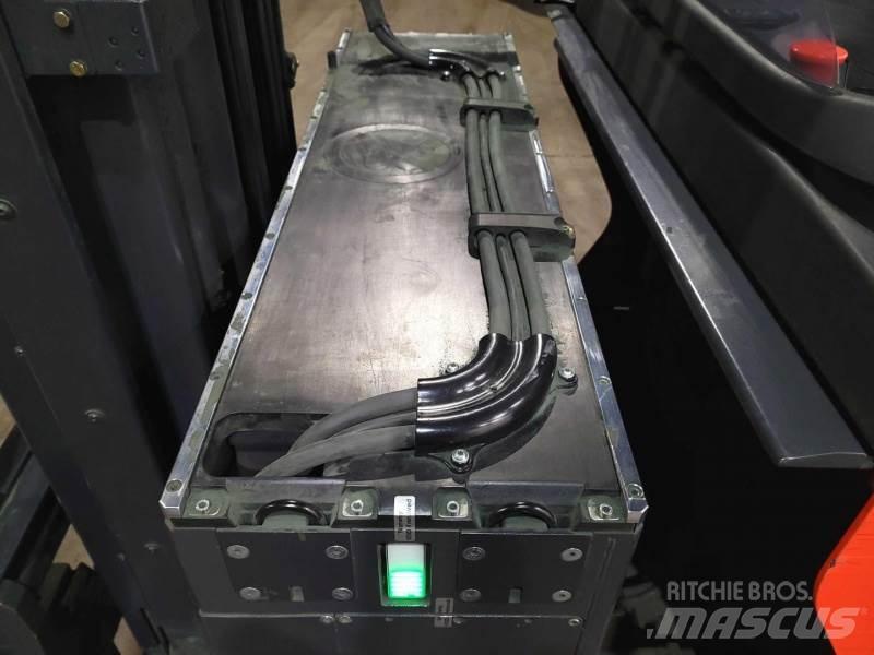 Linde R16-01 LI-ION Skyvemasttruck